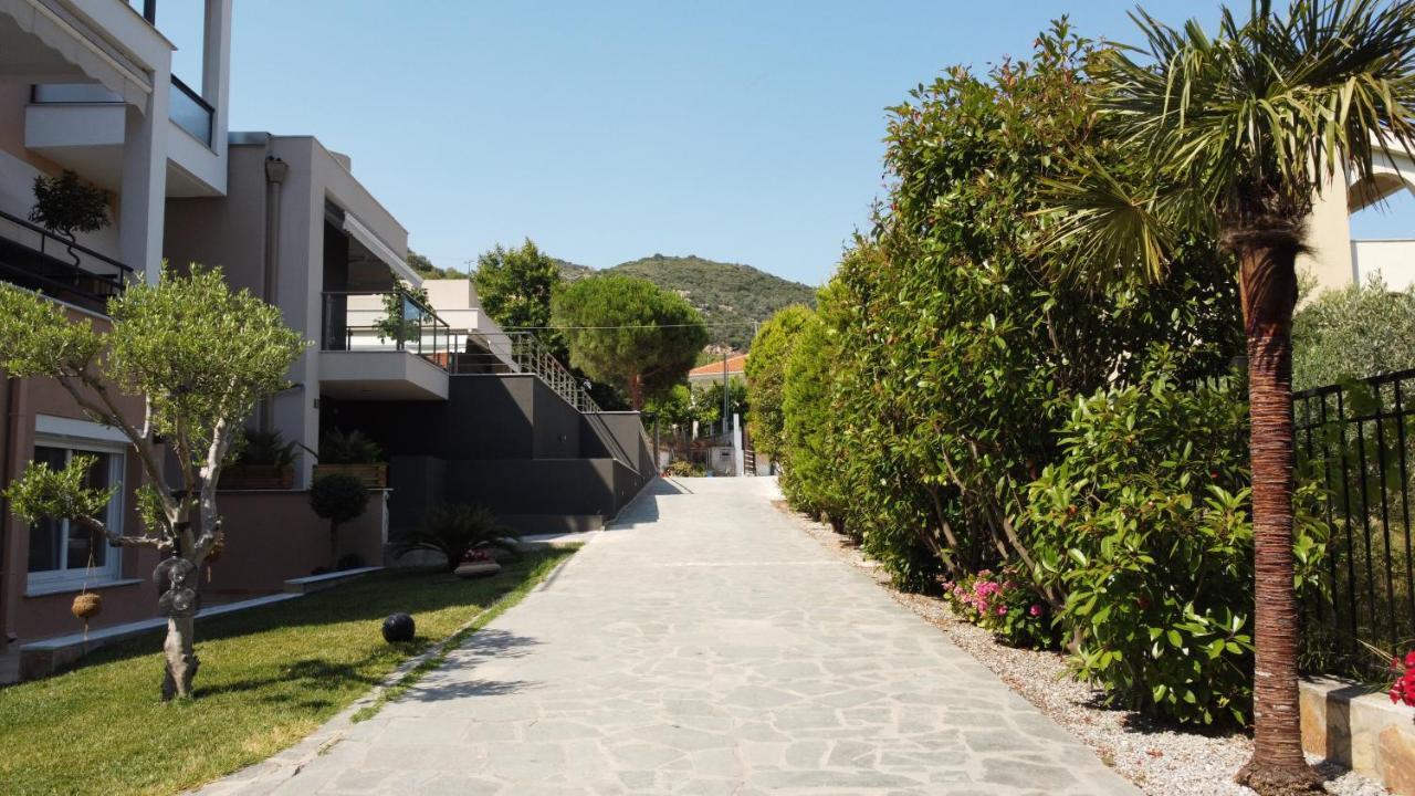 Dioni Luxury House Villa Nea Iraklitsa Exterior foto